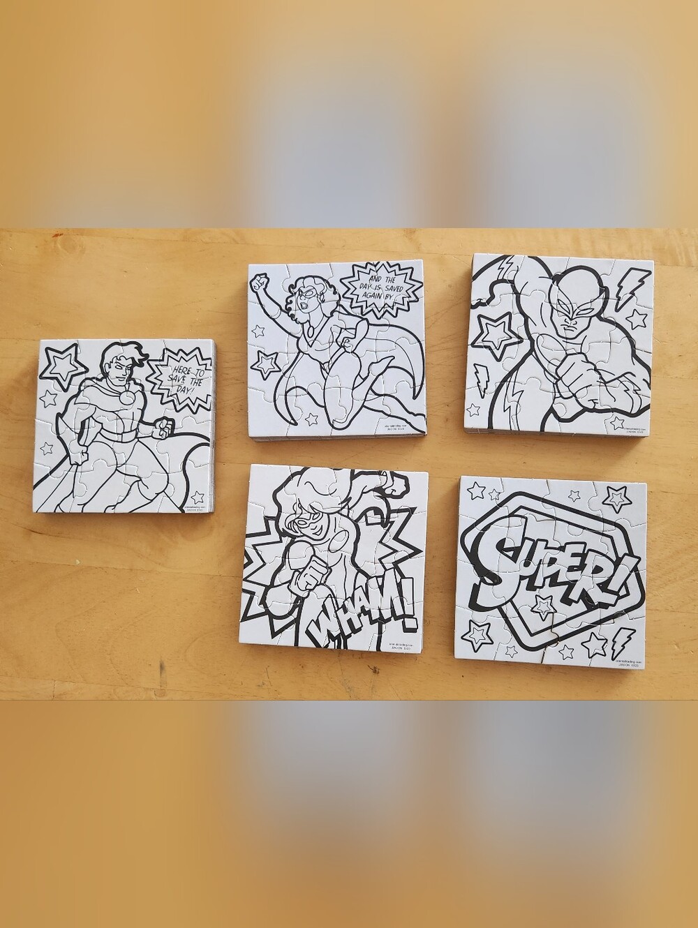 Color Your Own Superhero Mini Jigsaw Puzzles